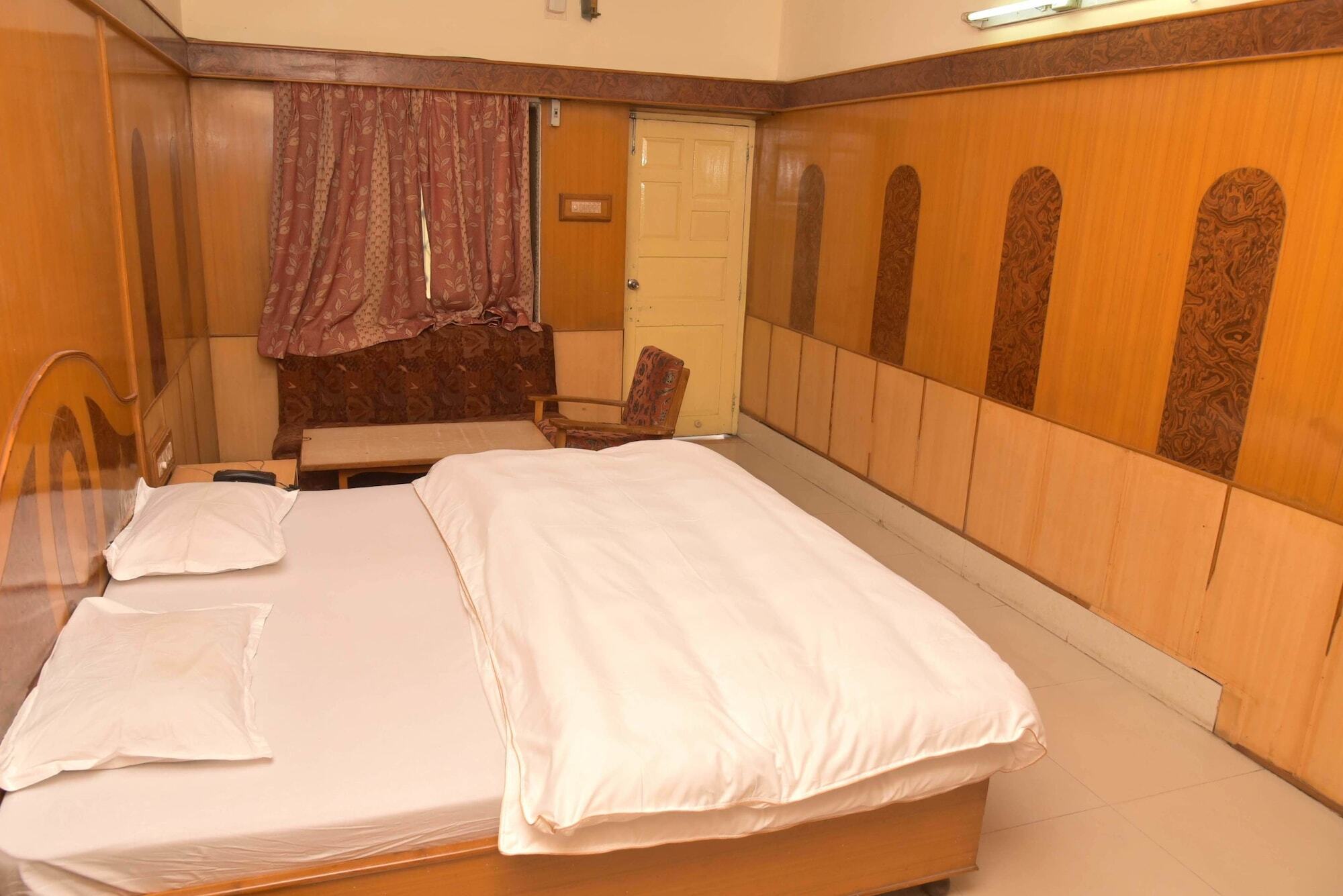 Hotel Hill Top Mount Abu By Ashoka Buitenkant foto